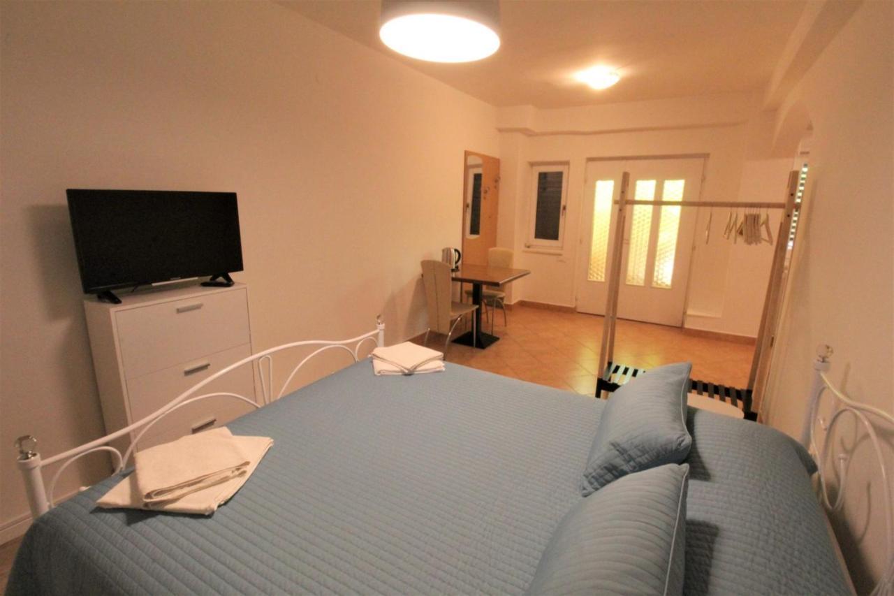Apartment Orietta Савудрия Экстерьер фото